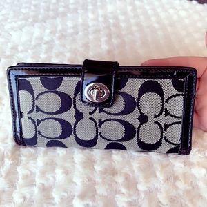 Coach signature wallet